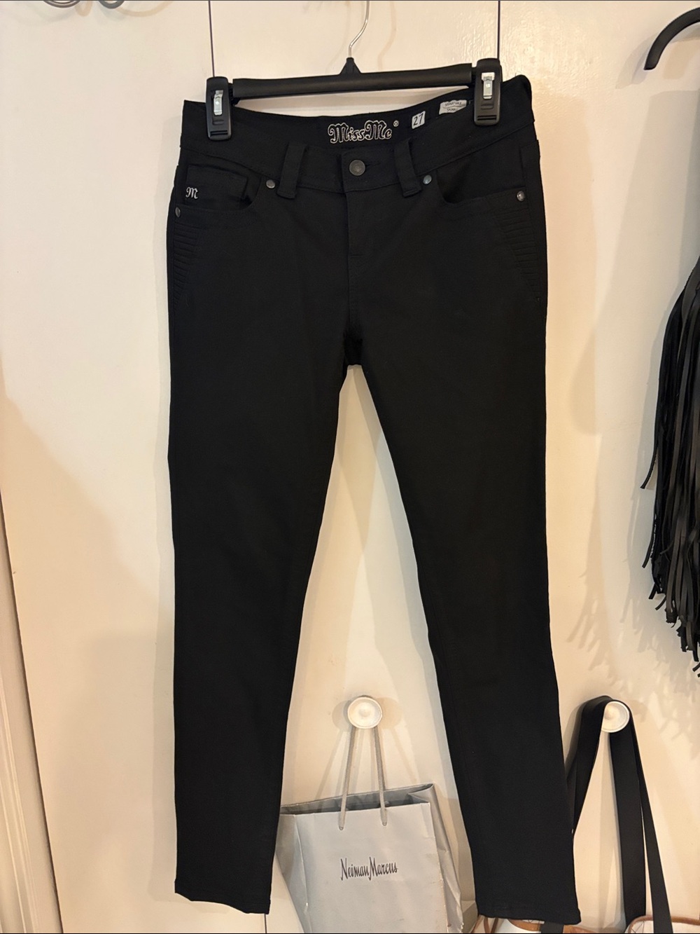 Miss Me plain black skinny jeans,27
